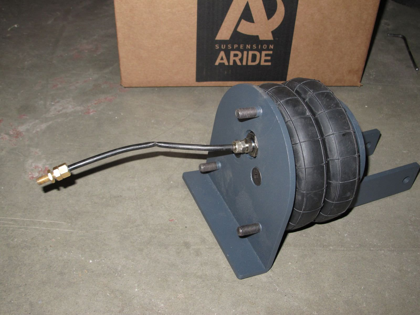 Газель Next, установка заднего комплекта пневмоподвески в Санкт-Петербурге