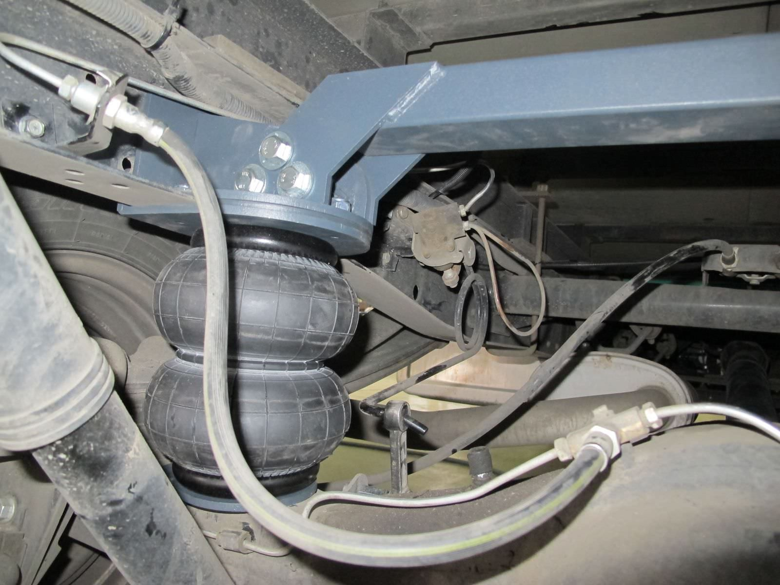 Газель Next, установка заднего комплекта пневмоподвески в Санкт-Петербурге