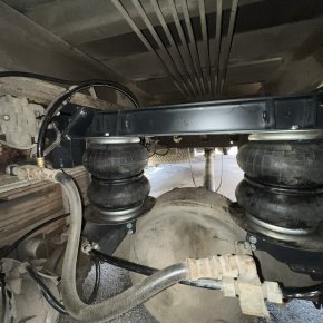 Задняя пневмоподвеска Daewoo Novus CC6CT