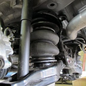 Пневмоподвеска на заднюю ось Mitsubishi Pajero