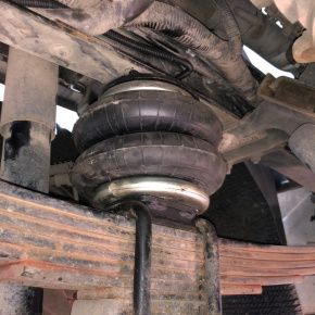 Передняя пневмоподвеска Dong Feng Z55