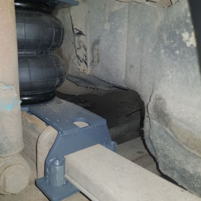 Пневмоподвеска на переднюю ось RENAULT Midlum (2000 - 2006)