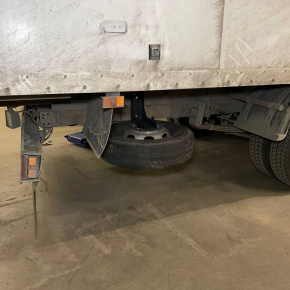 кронштейн запаски