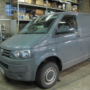 Установка пневмоподвески на Volkswagen Transporter T5