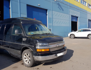 Установка комплекта пневмоподвески с системой управления из салона ﻿Chevrolet Express 1500