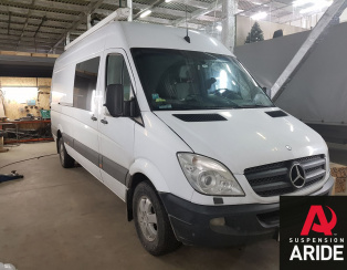 Установка пневмоподвески на заднюю ось Mercedes Sprinter 318 cdi