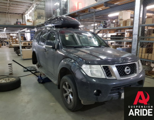 установка пневмоэлементов в пружины Nissan Pathfinder 51