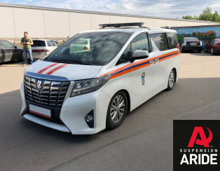 Установка пневмоподвески на переднюю и заднюю ось с автоматической системой управления Airlift 3H на Toyota Alphard