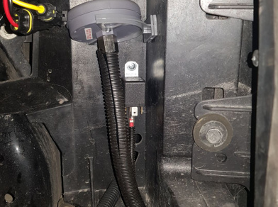 Рис. 6 Наши проекты: Пневмоподвеска на ﻿GMC Savanna 2500 - Этапы установки