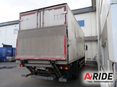 Рис. 2 Наши проекты: Вспомогательная пневмоподвеска на Hino 500