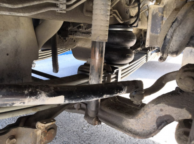 Рис. 3 Наши проекты: Установка вспомогательной пневмоподвески HINO 500