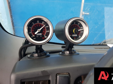 Рис. 12 Наши проекты: Пневмоподвеска на ﻿Isuzu Forward в дополнение к рессорам