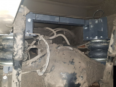 Рис. 7 Наши проекты: Пневмоподвеска на заднюю ось Isuzu ELF 9.5 | NQR 90 