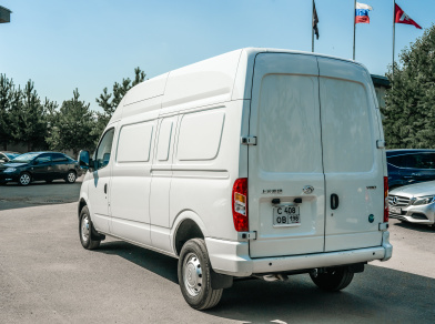 Рис. 2 Наши проекты: Пневмоподвеска на MAXUS V80