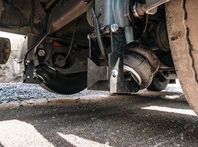 Рис. 6 Наши проекты: Пневматические подушки на Shacman 