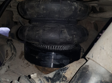 Рис. 7 Наши проекты: Пневмоподвеска на Volswagen Caravelle T5