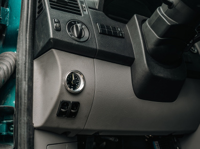 Рис. 3 Наши проекты: Установка пневмоподвески на Volkswagen Crafter