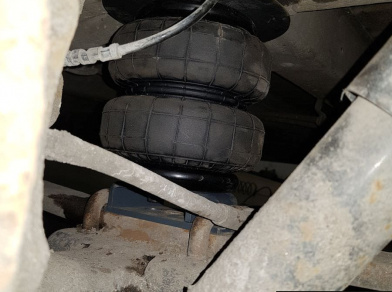 Рис. 5 Наши проекты: Пневмоподвеска на Fiat Ducato с заменой пневмы - Этапы установки