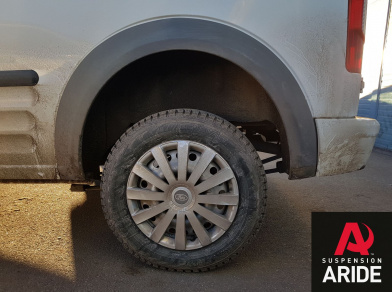 Наши проекты: Пневмоподвеска на Ford Connect - Этапы установки от компании «ARIDE». Доступные цены, гарантия, для заказа и получения консультации звоните 8 (800) 707-52-13. Рис. 13 Наши проекты: Пневмоподвеска на Ford Connect - Этапы установки