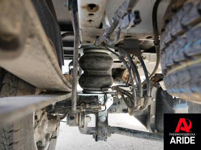 Рис. 4 Наши проекты: Установка пневмоподвески на тентованный Ford Transit