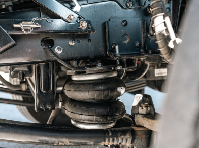 Рис. 8 Пневмоподвеска на Foton Aumark S85