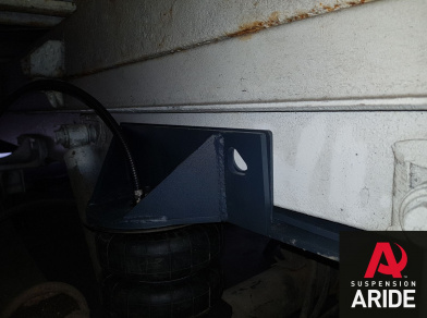 Рис. 5 Наши проекты: Пневмоподвеска на Mercedes Sprinter 3 для грузоподъемности - Этапы установки