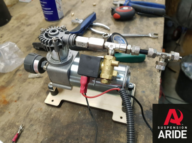 Рис. 7 Наши проекты: Пневмоподвеска на Mercedes Sprinter 3 для усиления - Этапы установки