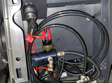 Рис. 9 Наши проекты: Пневмоподвеска на заднюю ось Nissan Navara D40