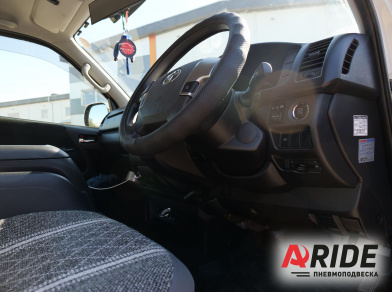 Рис. 3 Наши проекты: Пневмоподвеска Toyta Hiace