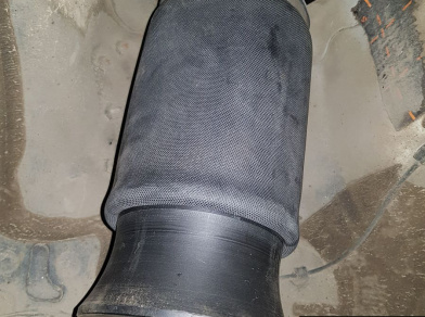 Рис. 3 Наши проекты: Установка пневмоподвески на переднюю и заднюю ось с автоматической системой управления Airlift 3H на Toyota Alphard