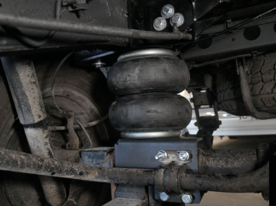 Рис. 3 Наши проекты: Пневмоподвеска на заднюю ось УАЗ Профи