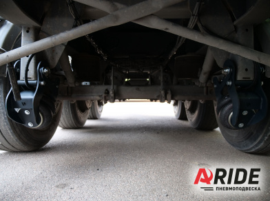 Рис. 4 Наши проекты: Установка пневмоподвески и механизма подъёма оси Volvo FH16 + BPW