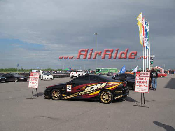 Пневмоподвеска на Nissan Skyline