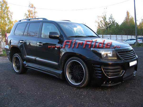 Пневмоподвеска на Toyota Land Cruiser 200 установка в Санкт-Петербурге